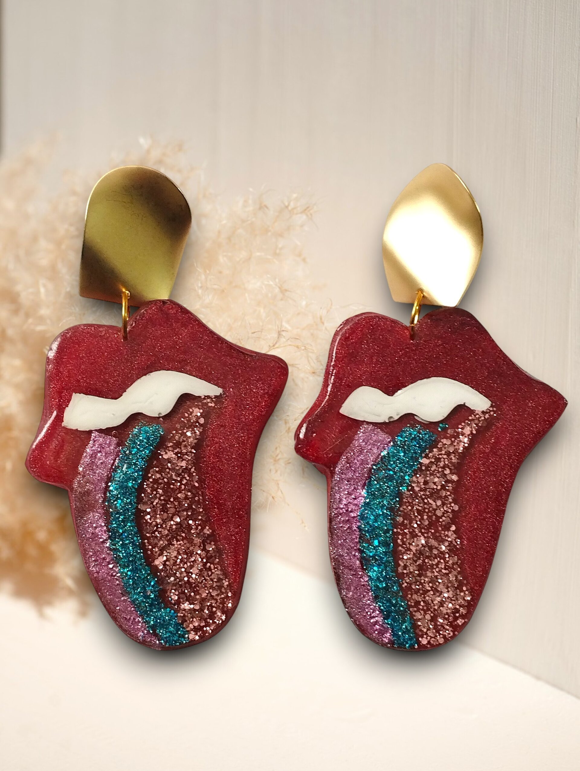 Pendientes 'Lengua Rock' - Glitter Multicolor y Cierre Dorado - 4