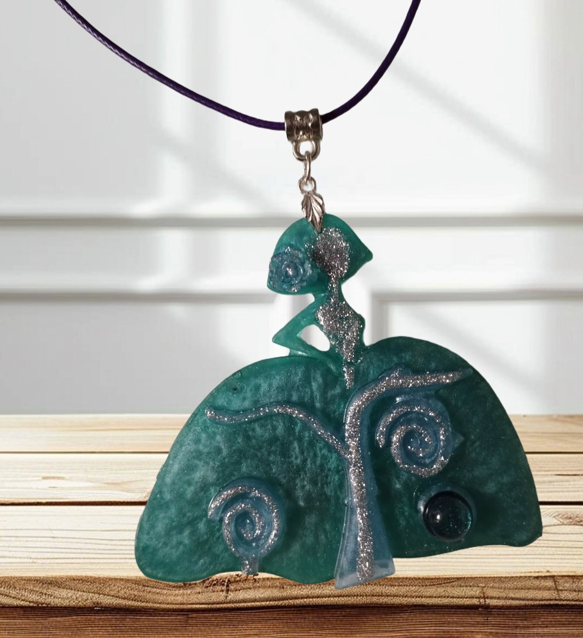 Colgante Menina Árbol de la Vida Esmeralda: Elegancia Natural y Simbólica - 6